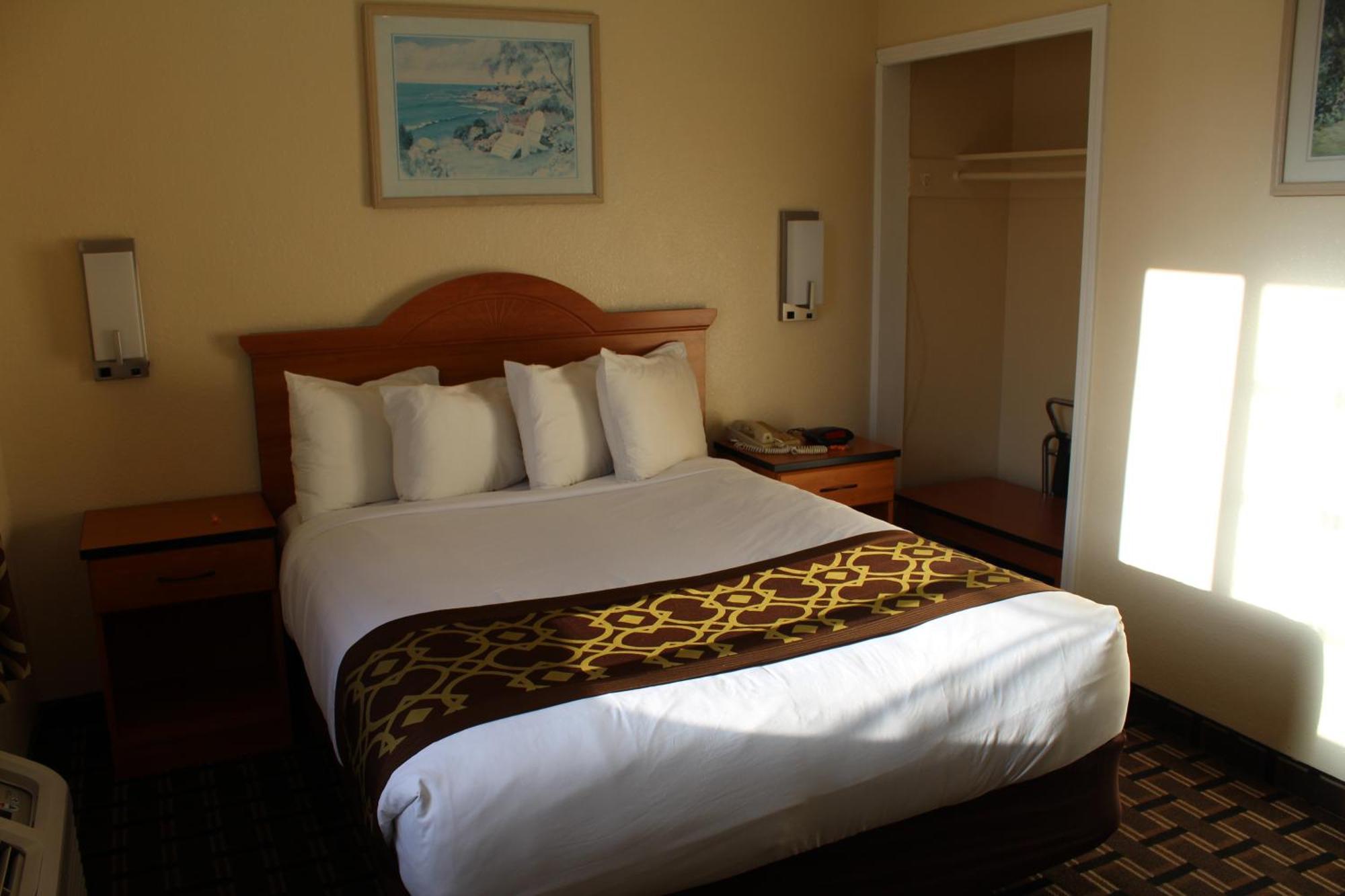 Riverside & Inn